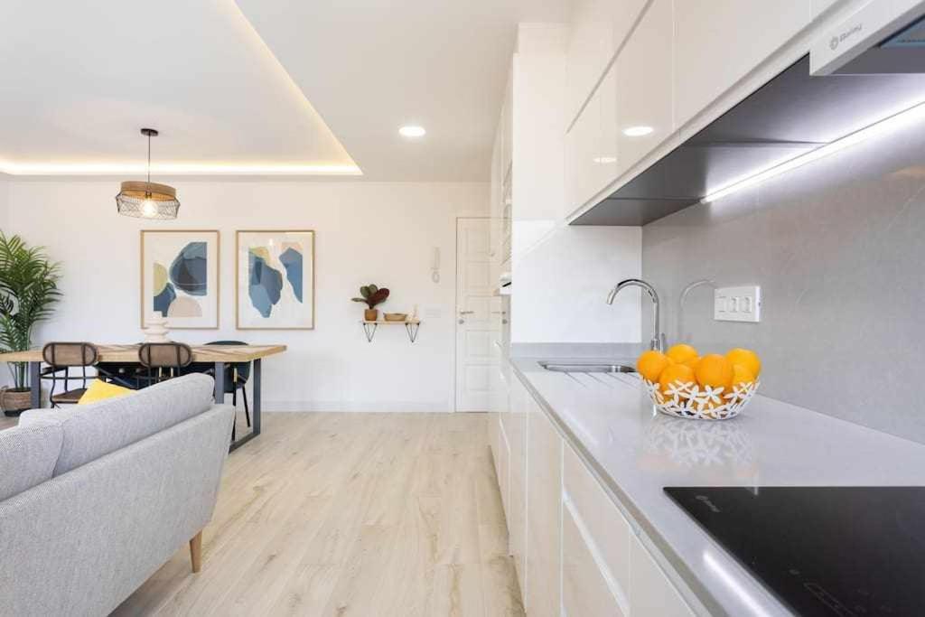 Sunnyland Apartment Arona Cho Exterior photo