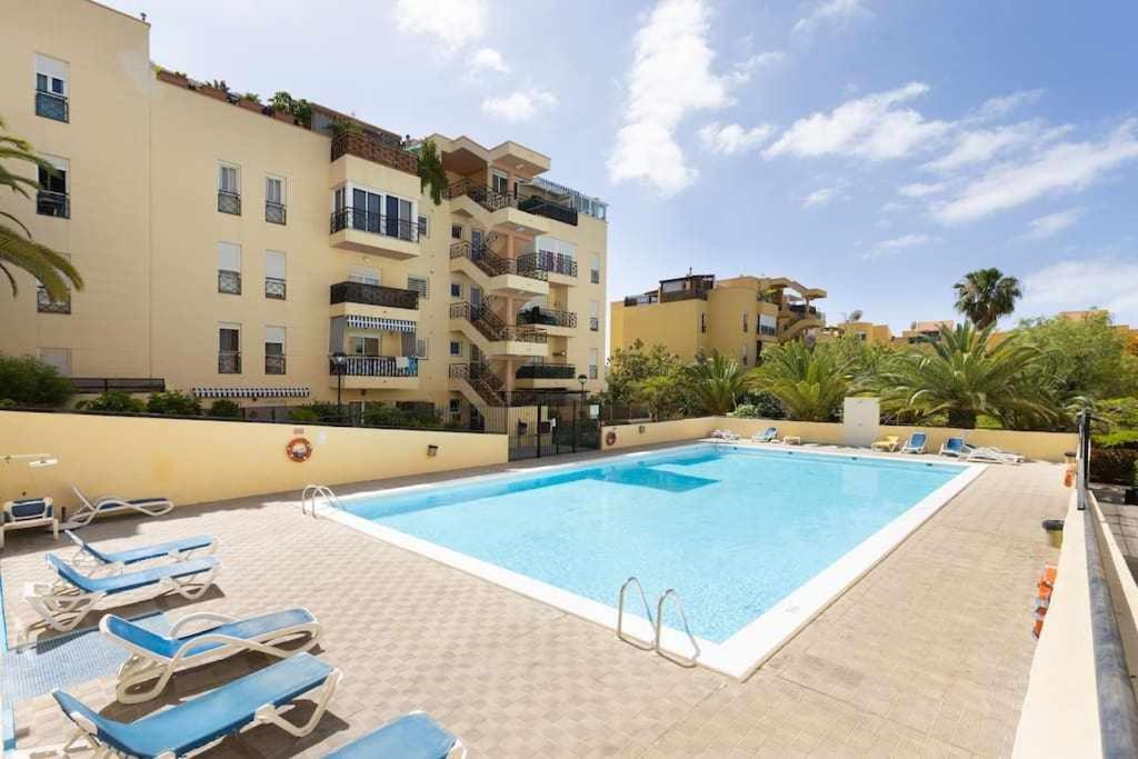 Sunnyland Apartment Arona Cho Exterior photo