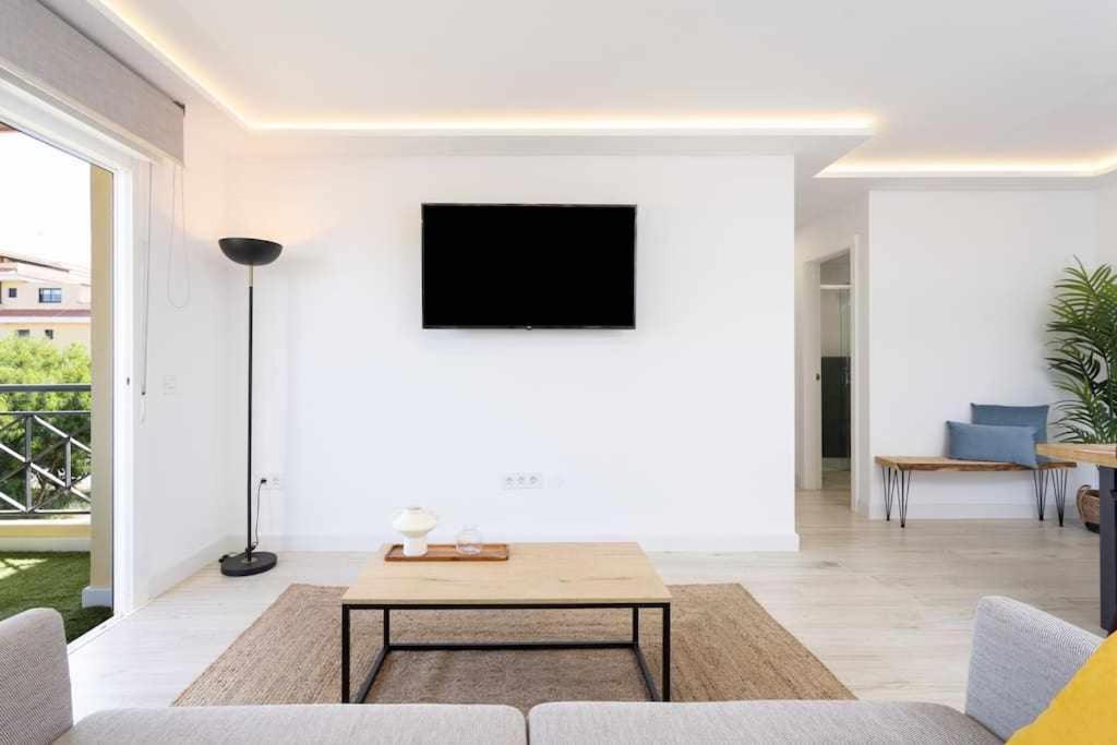 Sunnyland Apartment Arona Cho Exterior photo